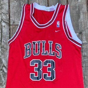 Vintage 90s Nike Chicago Bulls Scottie Pippen Jersey Medium Red